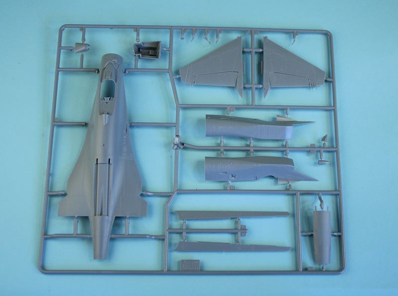 1/72 - Sukhoï Su-27SM "Flanker-E/-F" by Zvezda - released - Su-27S, Su ...