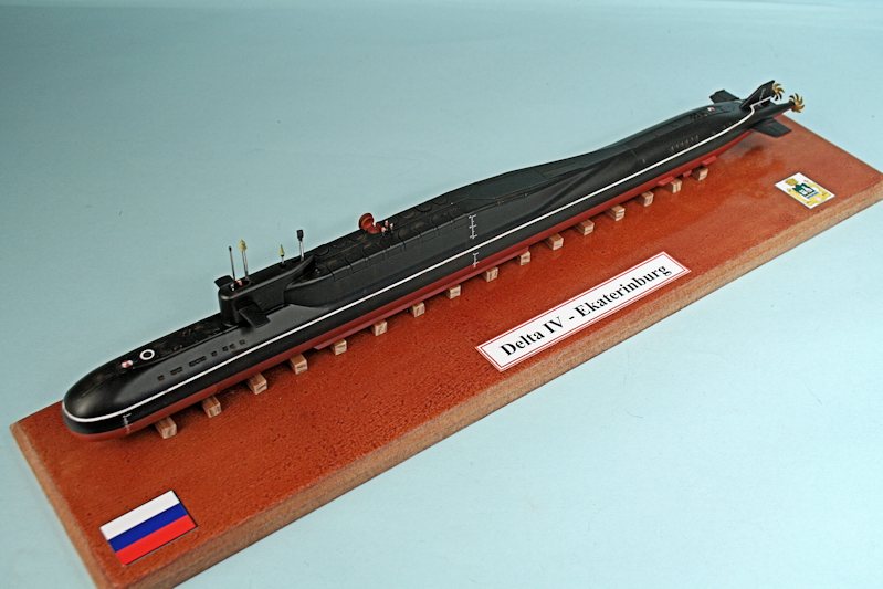 Submarine resin kit of SSBN Delta-I class 1/350 scale 
