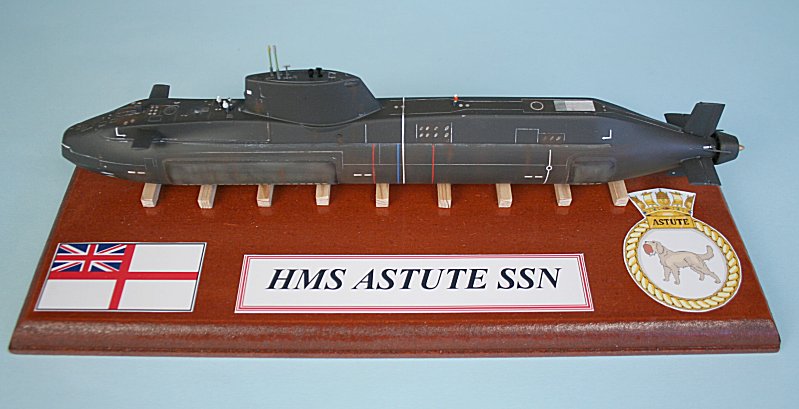 HMS%20Astute_01.JPG