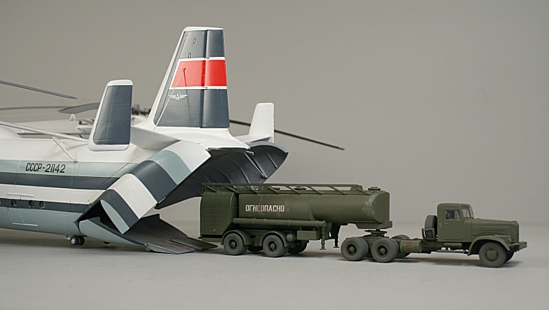 http://www.flankers-site.co.uk/modl_v-12_files/V-12%20075.jpg