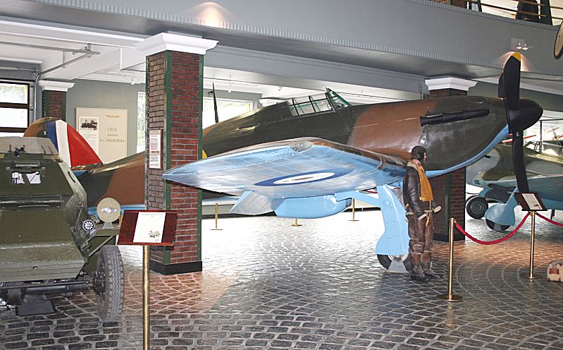 http://www.flankers-site.co.uk/moscow_2009_files/hurricane_001.jpg