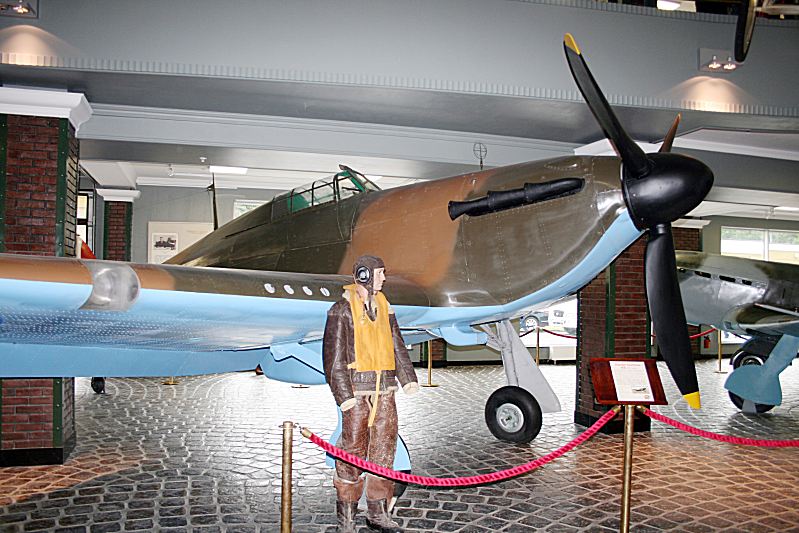 http://www.flankers-site.co.uk/moscow_2009_files/hurricane_006.jpg